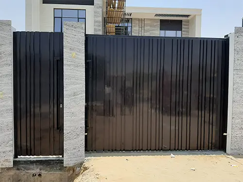 modern-sliding-gate