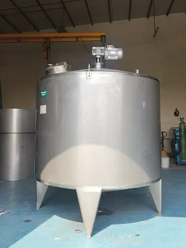 stainless-steel-mixing-tank