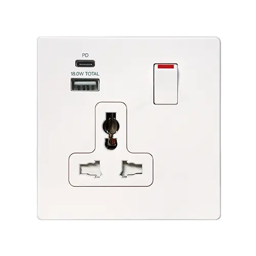 universal-socket-with-usb