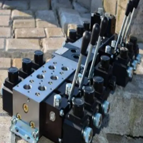 hydraulic-valves-and-components.webp