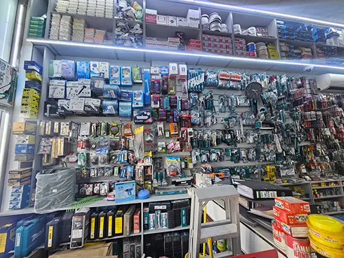 hardware-trading.webp