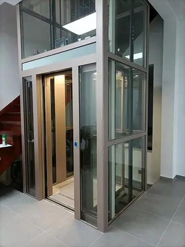 commercial-lifts.webp