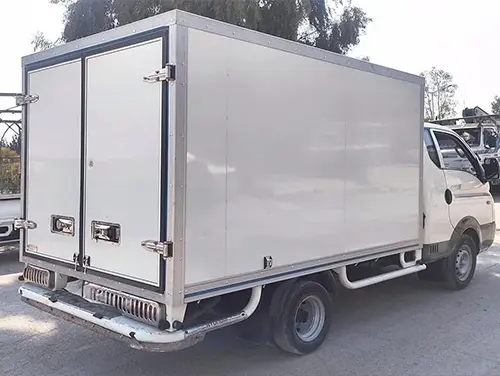 refrigerated-trucks.webp