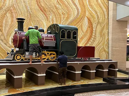 custom-crafted-vintage-train-display