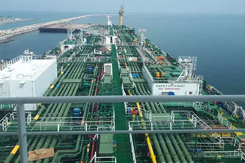 pipelines-for-transporting-liquid-cargo