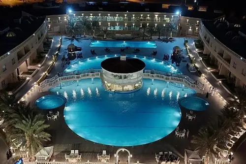 resort-pool-and-terrace
