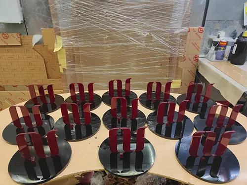 acrylic-laser-cutting.webp