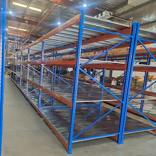 d-heavy-duty-racking.webp