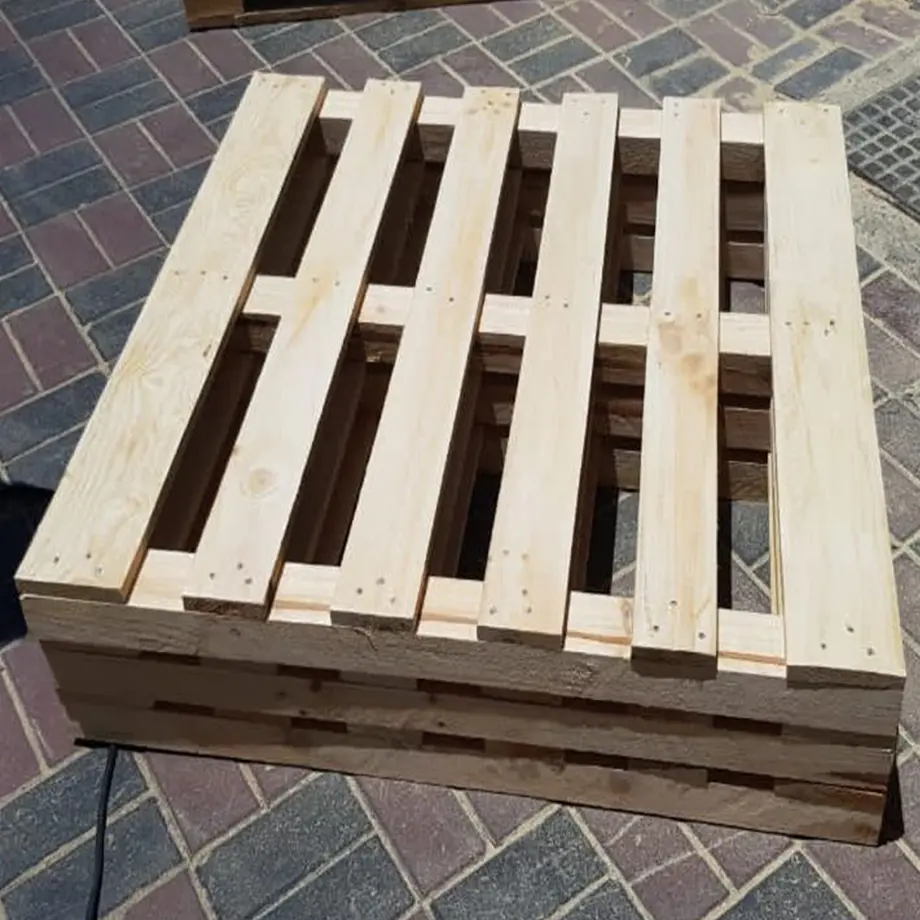 pallet-manufacturers.webp