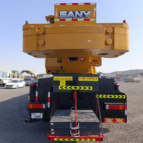 hydraulic-truck-crane.webp